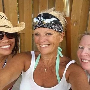 Meet your Posher, Karen